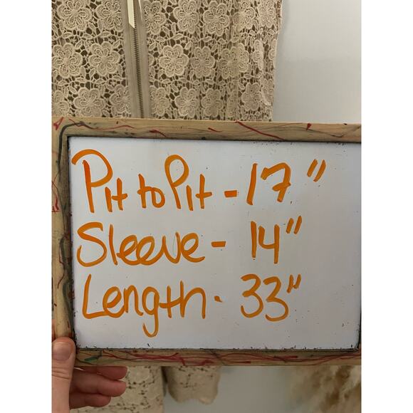 ⭐️ 3/$20 Eliza J Crochet Floral Sheath Dress Size 2 Cream Long Sleeve - Picture 10 of 10